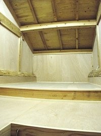 スライドタラップを上ると小屋裏物置が出現